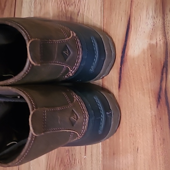 Sperry - Picture 4 of 4